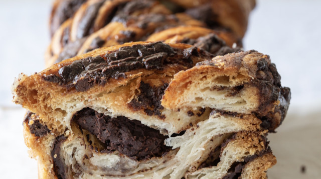 בבקה שמרים שוקולד של מאפיית לחמים (צילום: דניאל לילה)