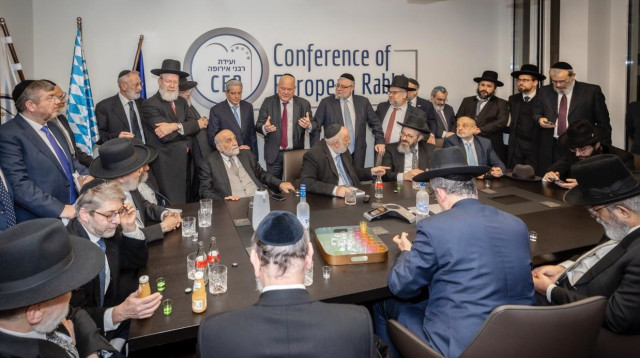 ועידת רבני אירופה (צילום: לשכת נשיא אזרבייג׳ן הקהילה היהודית באקו ואלי איטקין)