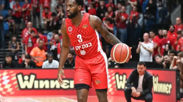 יעזור להוריד את מפלס הלחץ? קרינגטון (צילום: ברני ארדוב)