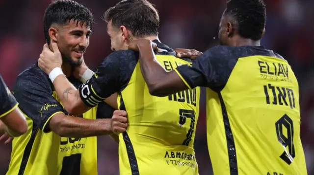 הופעה אדירה של ירין לוי (צילום: מאור אלקסלסי)