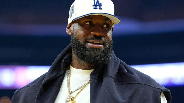 שחקן לוס אנג'לס לייקרס, לברון ג'יימס (צילום: GettyImages, Thearon W. Henderson)