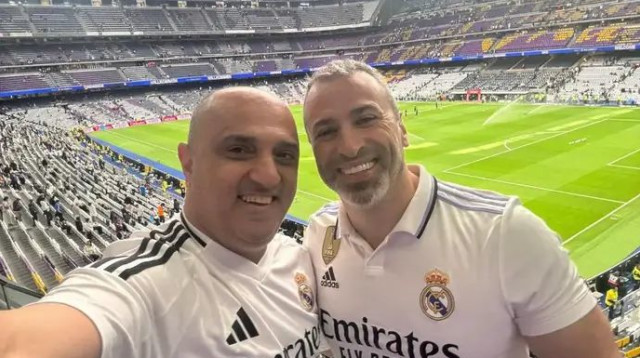 יגאל ברודקין ז"ל מימין, עם חברו אבי ברגד שביצע בו החייאה (צילום: באדיבות המשפחה)