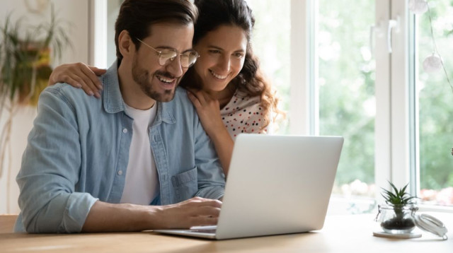 מה זה הלוואה אונליין? כל מה שצריך לדעת (צילום: Shutterstock)