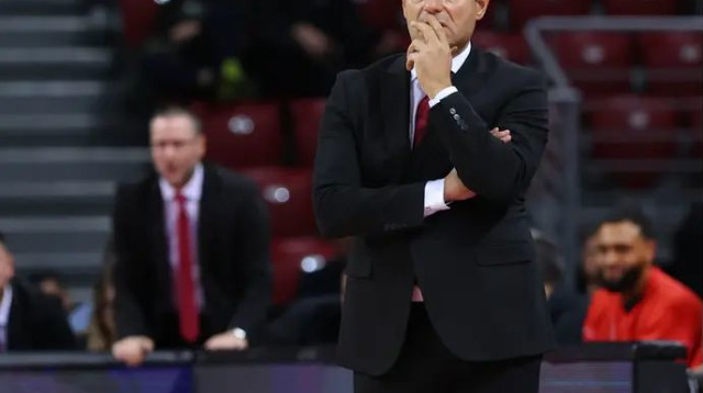 "אתה לא במצב שאתה יכול לאמן, אלא לחשב". איטודיס (צילום: אודי ציטיאט)