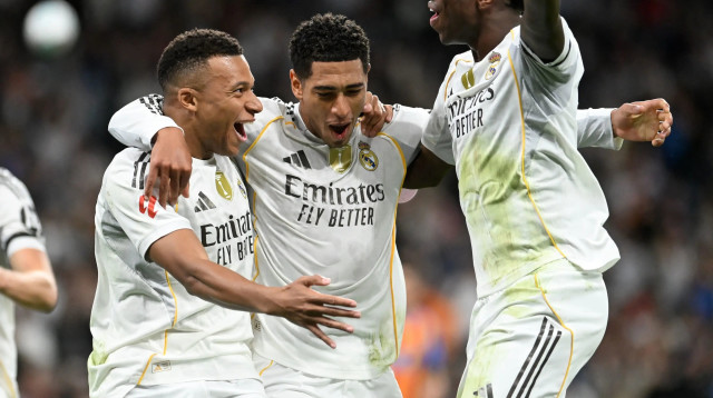 ויניסיוס, ג'וד בלינגהאם, קיליאן אמבפה, שחקני ריאל מדריד חוגגים (צילום: רויטרס)
