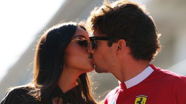 שארל לקלר ואלכסנדרה סנט מלו (צילום: Clive Rose/Getty Images)