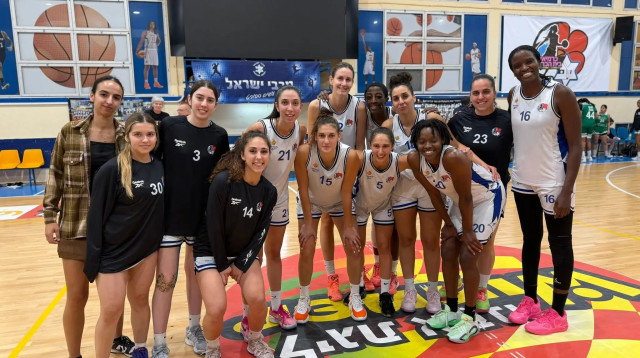 מכבי רמת גן בנות (צילום: אתר רשמי, יעל אמסילי)