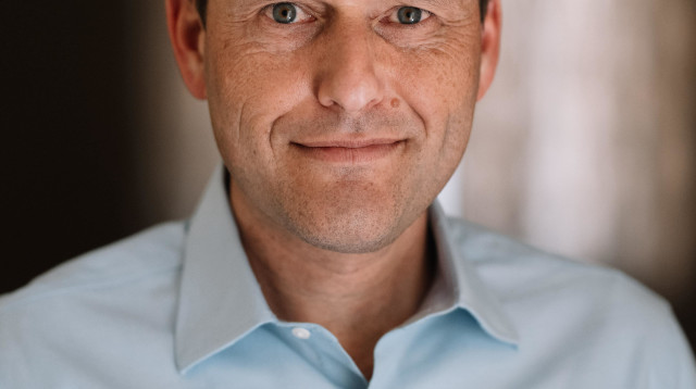 עו"ד איתי אופיר (צילום: אלעד מלכה, משרד הביטחון)