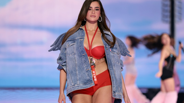 ברבי פריירה (צילום: Dimitrios Kambouris/Getty Images for Victoria's Secret)