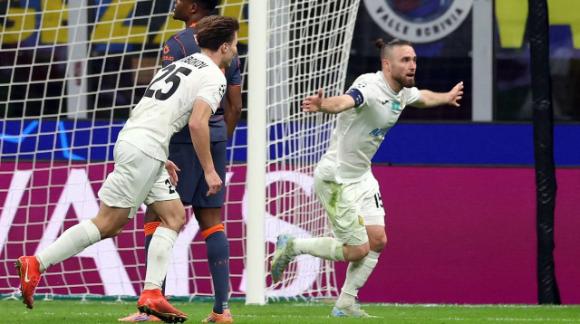 עופרי ארד, שחקן קייראט נגד אינטר (צילום: רויטרס)