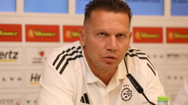 מאמן מכבי חיפה, ברק בכר (צילום: שלומי גבאי)