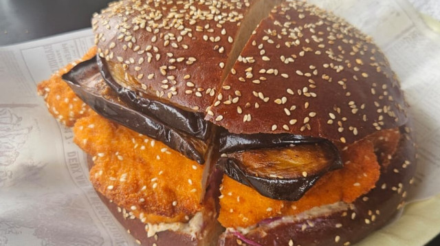 הקוסקוס והלחמניה של אתי (צילום: ללא)