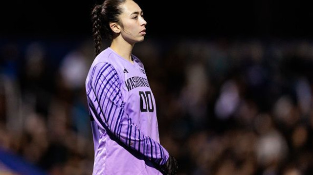 מיה האמנט, שוערת אוניברסיטת וושינגטון (צילום: Gettyimages)