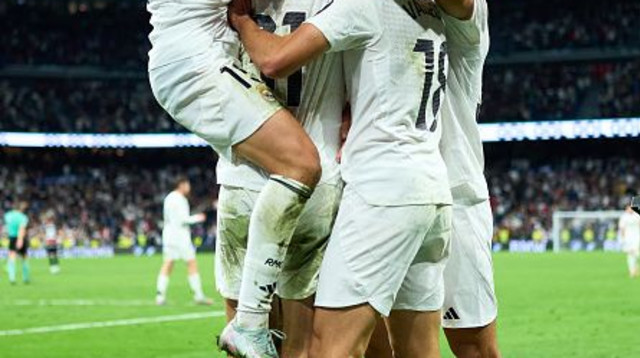 שחקני ריאל מדריד חוגגים. עונת 2024/25 (צילום: Angel Martinez)