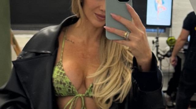 שארלוט פלייר (צילום: מסך אינסטגרם)