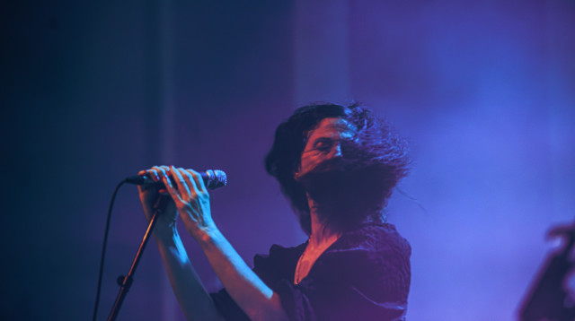 אפרת בן צור (צילום: ארתור לנדאו)