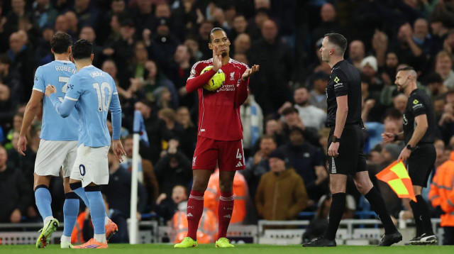 וירג'יל ואן דייק, בלם ליברפול (צילום: רויטרס)