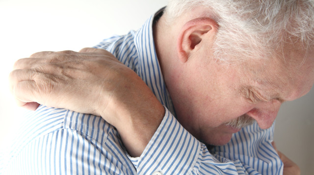 גירודים (צילום: אינגאימג')