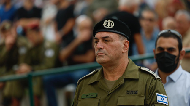 הרמטכ"ל אייל זמיר בהלווית סגן הדר גולדין  (צילום: חיים גולדברג פלאש 90)