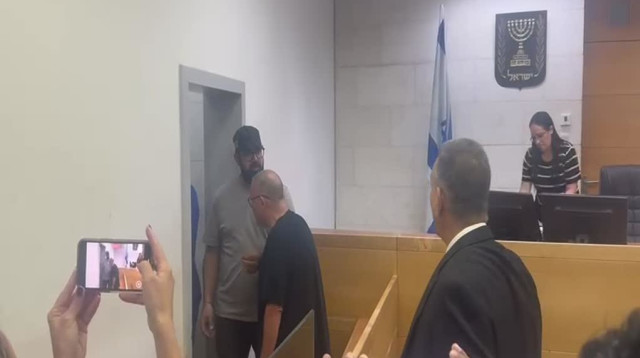 מעצרו של ארנון בר דוד הוארך ב-4 ימים (צילום: מעריב)