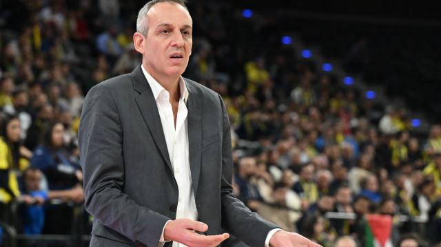 עודד קטש מאמן מכבי תל אביב (צילום: רויטרס)