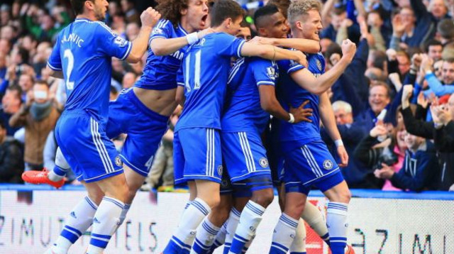 שחקני צ'לסי חוגגים, עונת 2013/14 (צילום: Richard Heathcote)