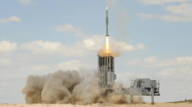 מערכת ברק בגרסת חיל האויר בשיגור מהיבשה (צילום: יח"צ - חד פעמי)