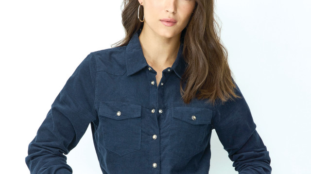 גולף, חולצת קורדרוי 229.90 ש"ח (צילום: דור שרון)