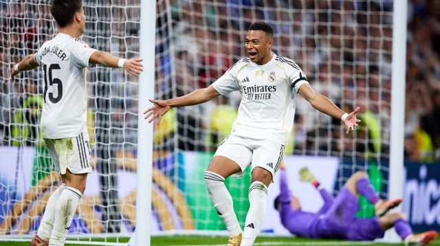 קיליאן אמבפה חוגג עוד שער (צילום: Quality Sport Images)