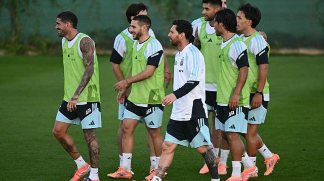 שחקני נבחרת ארגנטינה באימון (צילום: GettyImages)