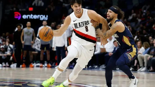 גם אלברדו לא הצליח לעצור אותו. אבדיה בפעולה (צילום: אימג'בנק  GettyImages, Tyler Kaufman)