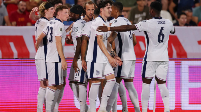 שחקני נבחרת אנגליה חוגגים (צילום: GettyImages)