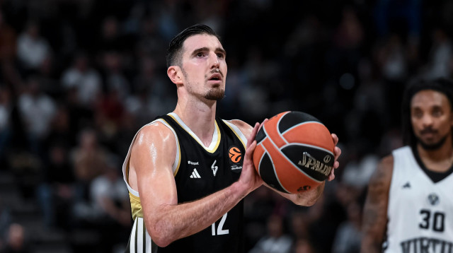 ננדו דה קולו, שחקן וילרבאן (צילום: GettyImages, Eurasia Sport Images)