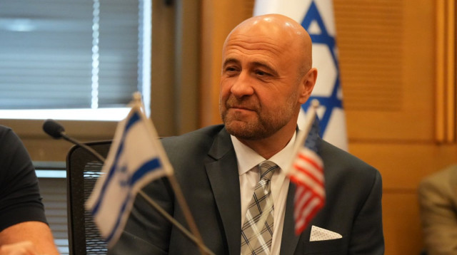 הבישוף רוברט סטרנס (צילום: דודו קורן)