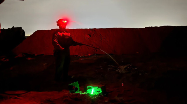 השמדת מנהרה ברפיח (צילום: דובר צהל)