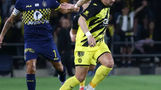 ירדן שועה לפני ערן זהבי (צילום: דני מרון)