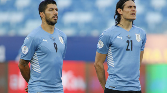 ייכנעו ללחצים? לואיס סוארס ואדינסון קבאני (צילום: אימג'בנק  GettyImages, Miguel Schincario)