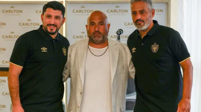 רומן מוצלח. יצחקי וכהן עם ברק אברמוב (צילום: דני מרון)