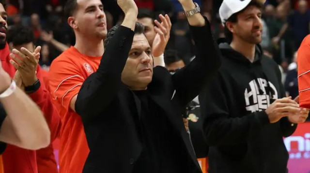 הרבה סיבות לחגוג. איטודיס (צילום: דני מרון)