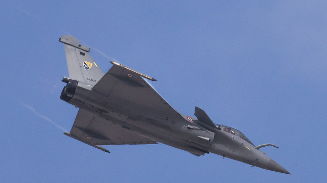 מטוס קרב ראפאל (צילום: REUTERS/Amr Alfiky)