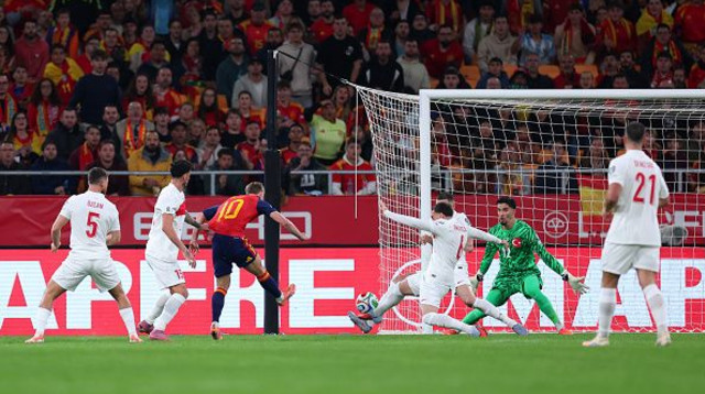 דני אולמו (צילום: Fran Santiago - UEFA / Contributor)