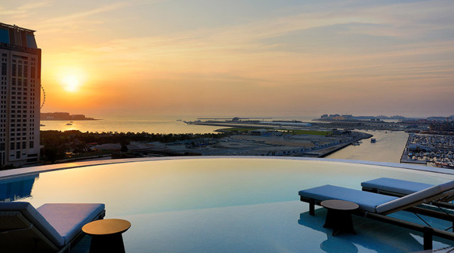 בריכה חיצונית, מלון מריאנה דובאי (צילום: InterContinental Hotels Group)