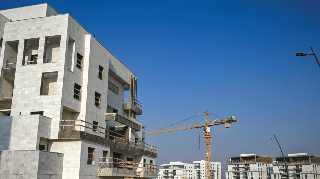 שכונה בבנייה (צילום: מיכאל גלעדי, פלאש 90)