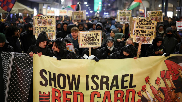 הגנה אנטי-ישראלית בבולוניה לפני משחק מכבי תל אביב (צילום: רויטרס)