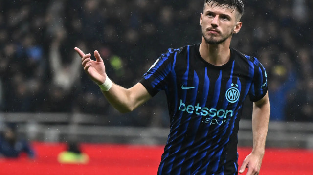 שחקן אינטר, פטאר סוצ'יץ' (צילום: GettyImages, Image Photo Agency)