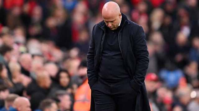 ארנה סלוט מאמן ליברפול (צילום: Liverpool FC)