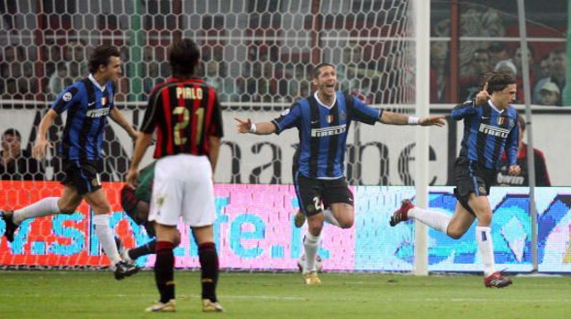 מטראצי בדרבי נגד מילאן (צילום: AFP / Stringer)