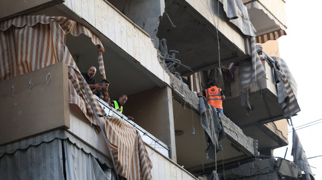 זירת החיסול בביירות (צילום: REUTERS/Mohamed Azakir)