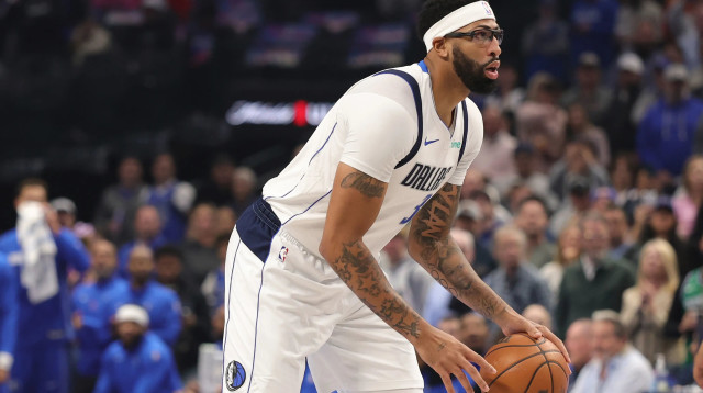 אנתוני דייויס, דאלאס מאבריקס (צילום: GettyImages)