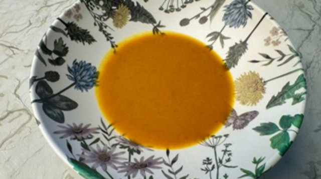 מרק כתום (צילום: אסתר שכטמן)